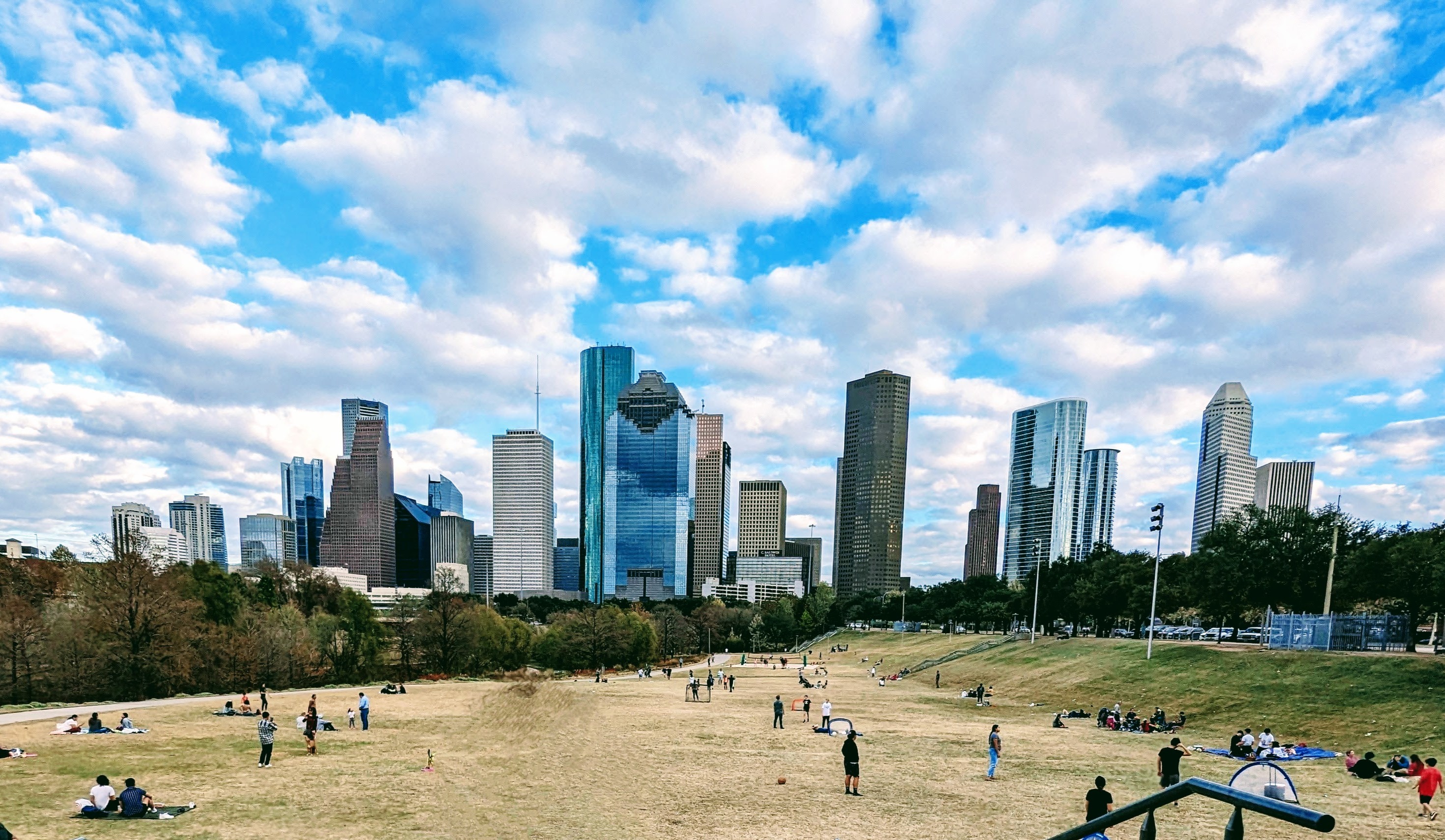 Sell your house
Vende tu casa
Venda su casa